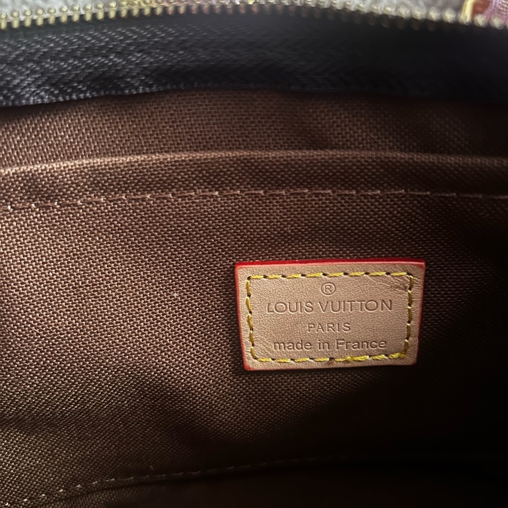Louis Vuitton Monogram Crossbody Bag with Pink Strap - Picture 3 of 3
